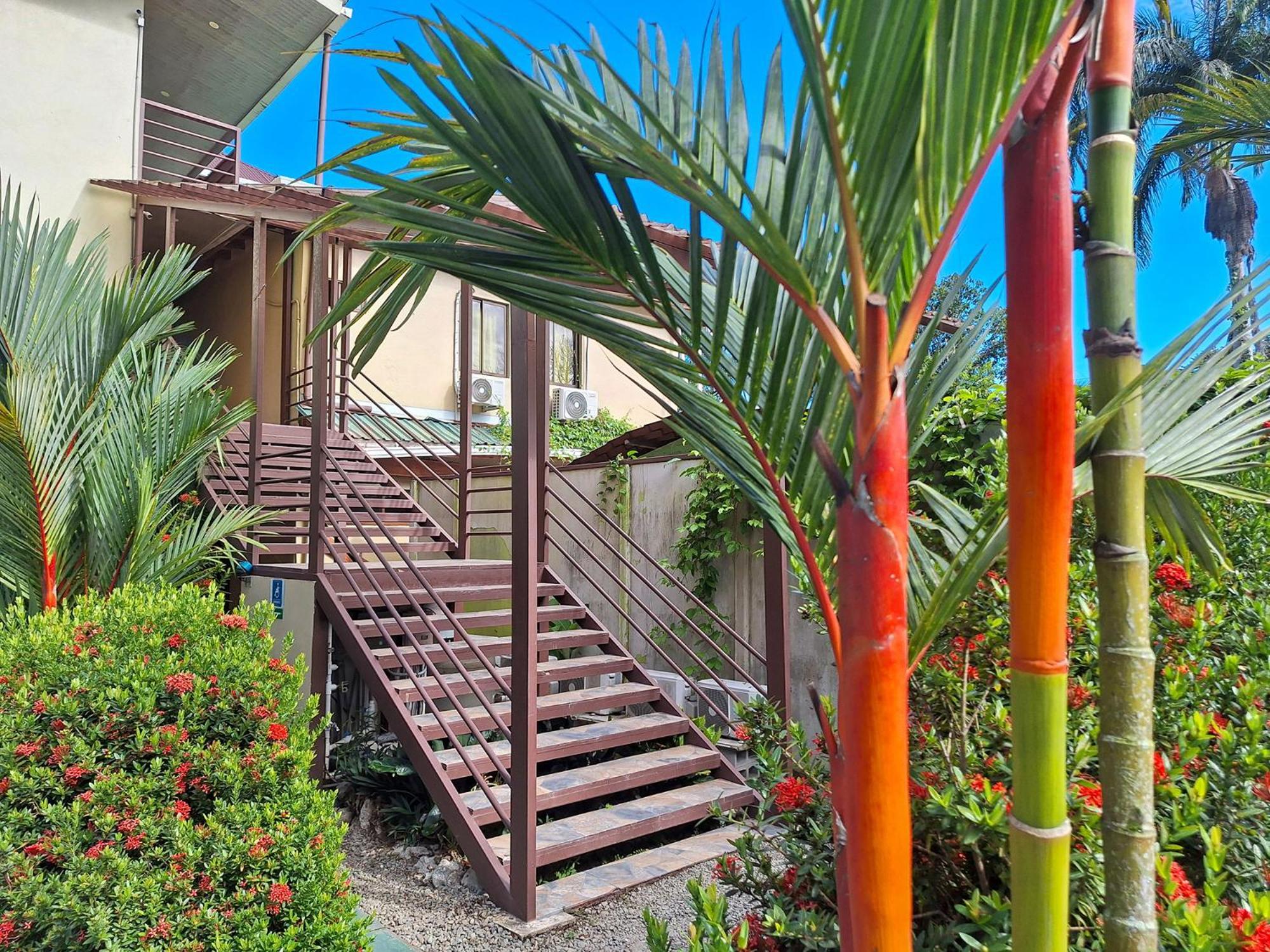 Infiniti Hotel Puerto Viejo de Talamanca Esterno foto