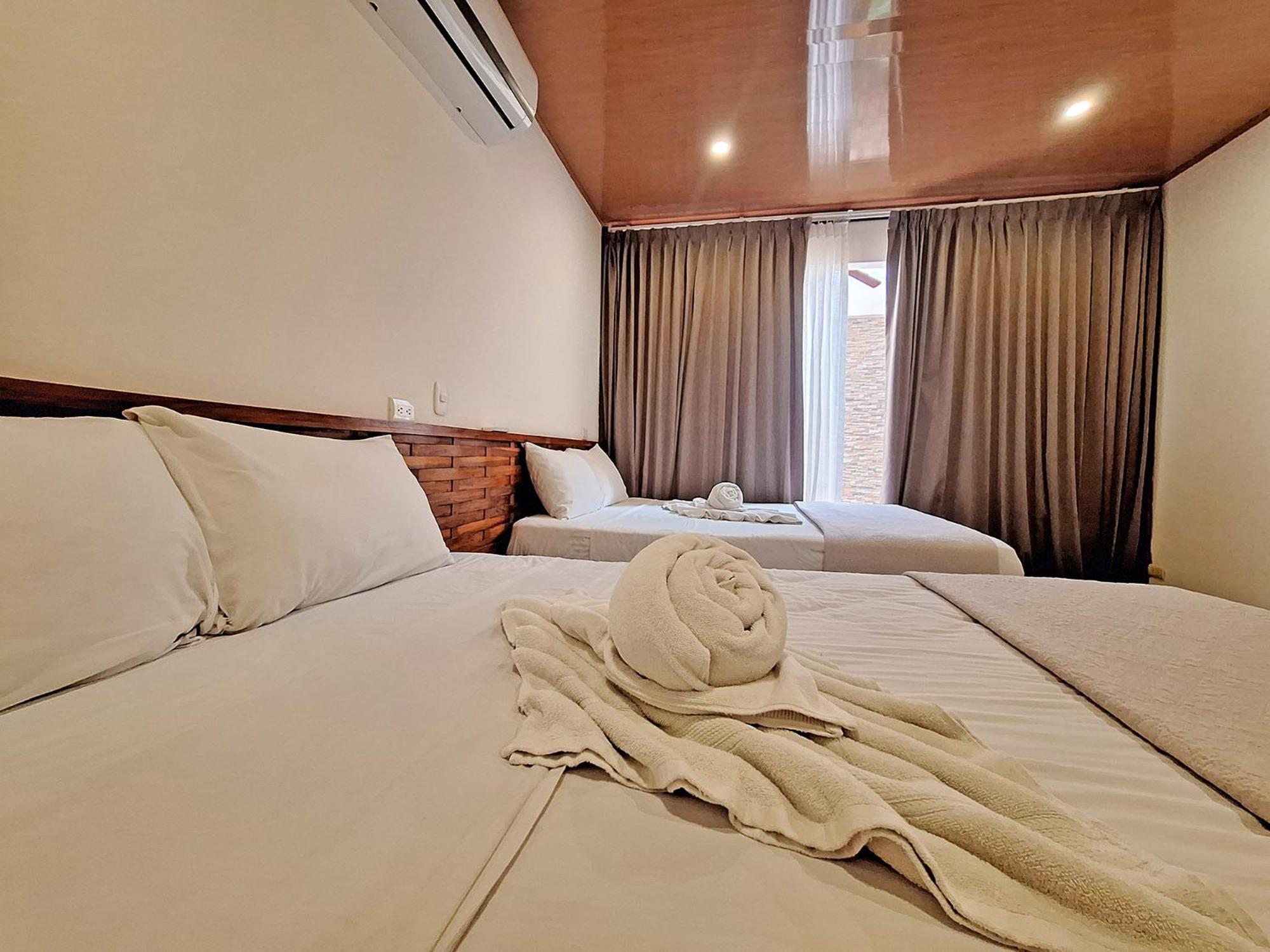 Infiniti Hotel Puerto Viejo de Talamanca Esterno foto