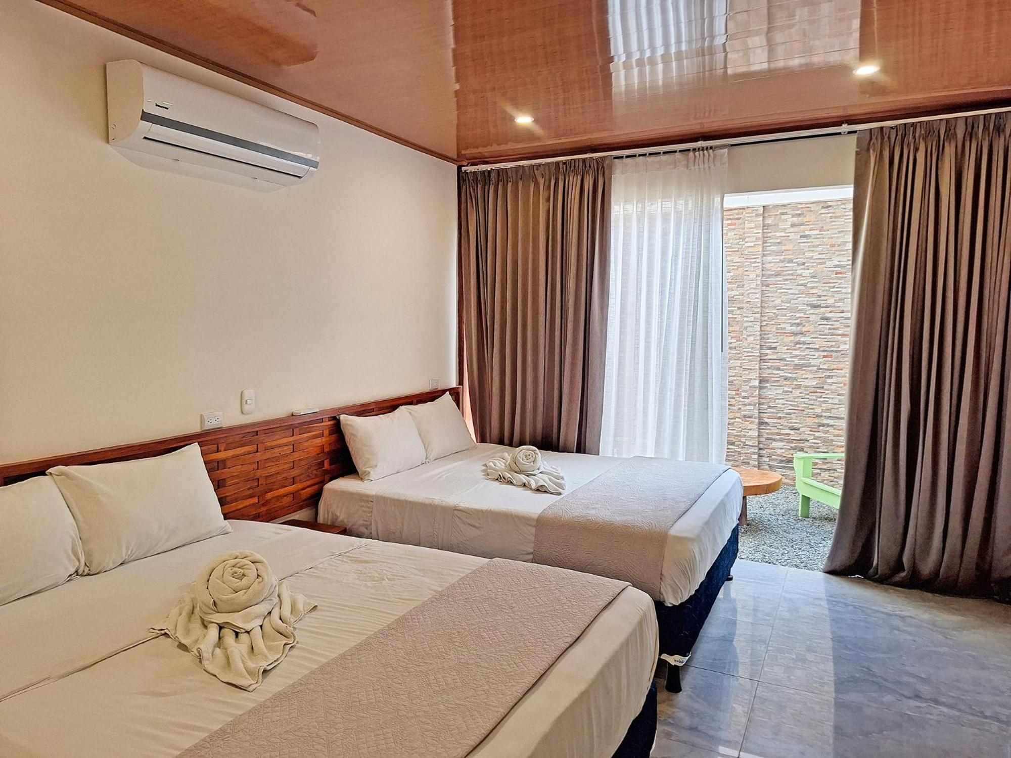Infiniti Hotel Puerto Viejo de Talamanca Esterno foto